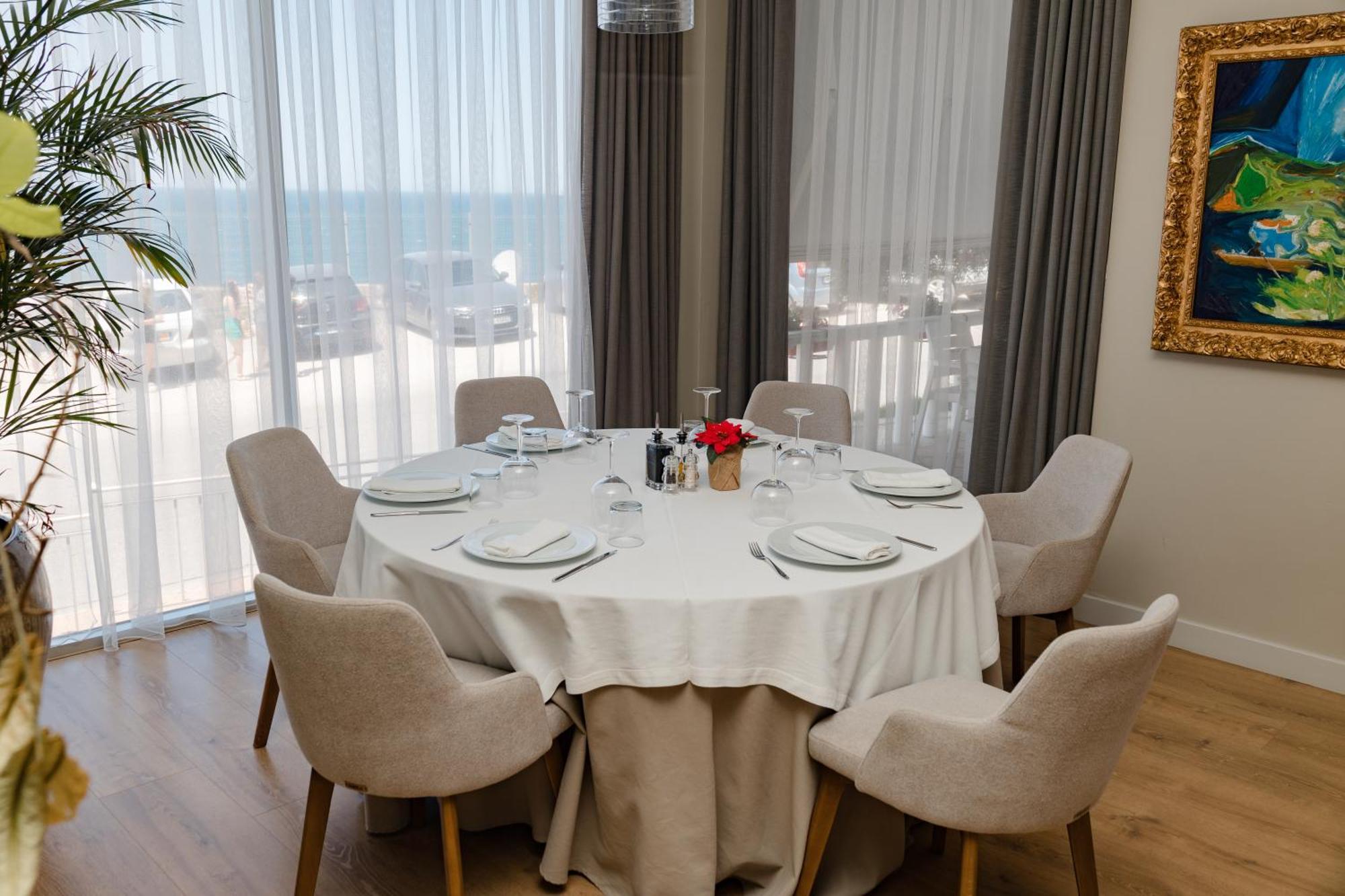 Grand Riviera Blu- Seaside Hotel Radhime Exterior photo